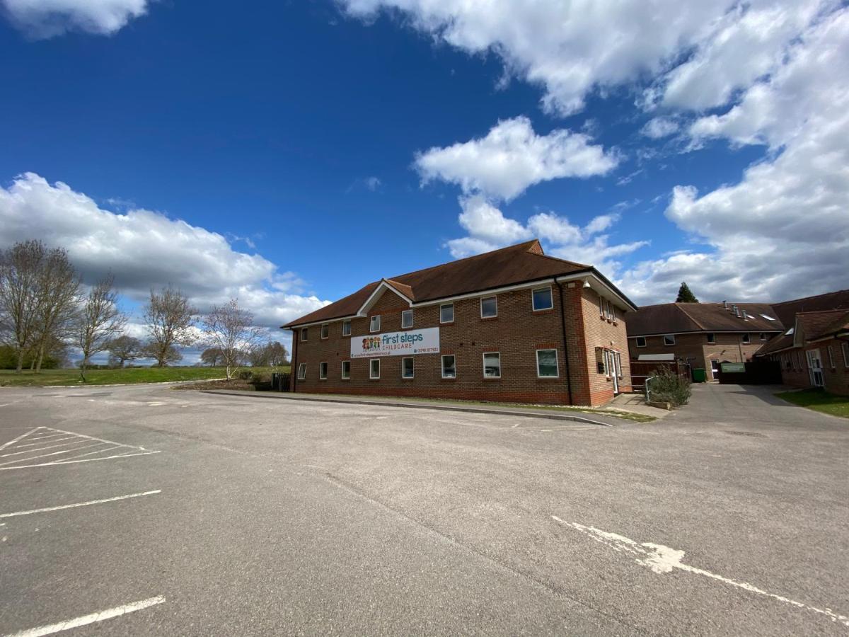 Bramley Guest Rooms Pulborough Exterior photo